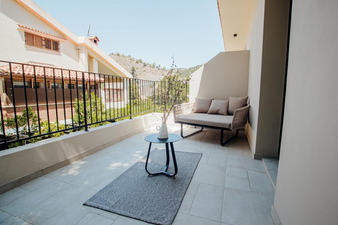 Thymises Boutique Hotel Какопетрия Экстерьер фото